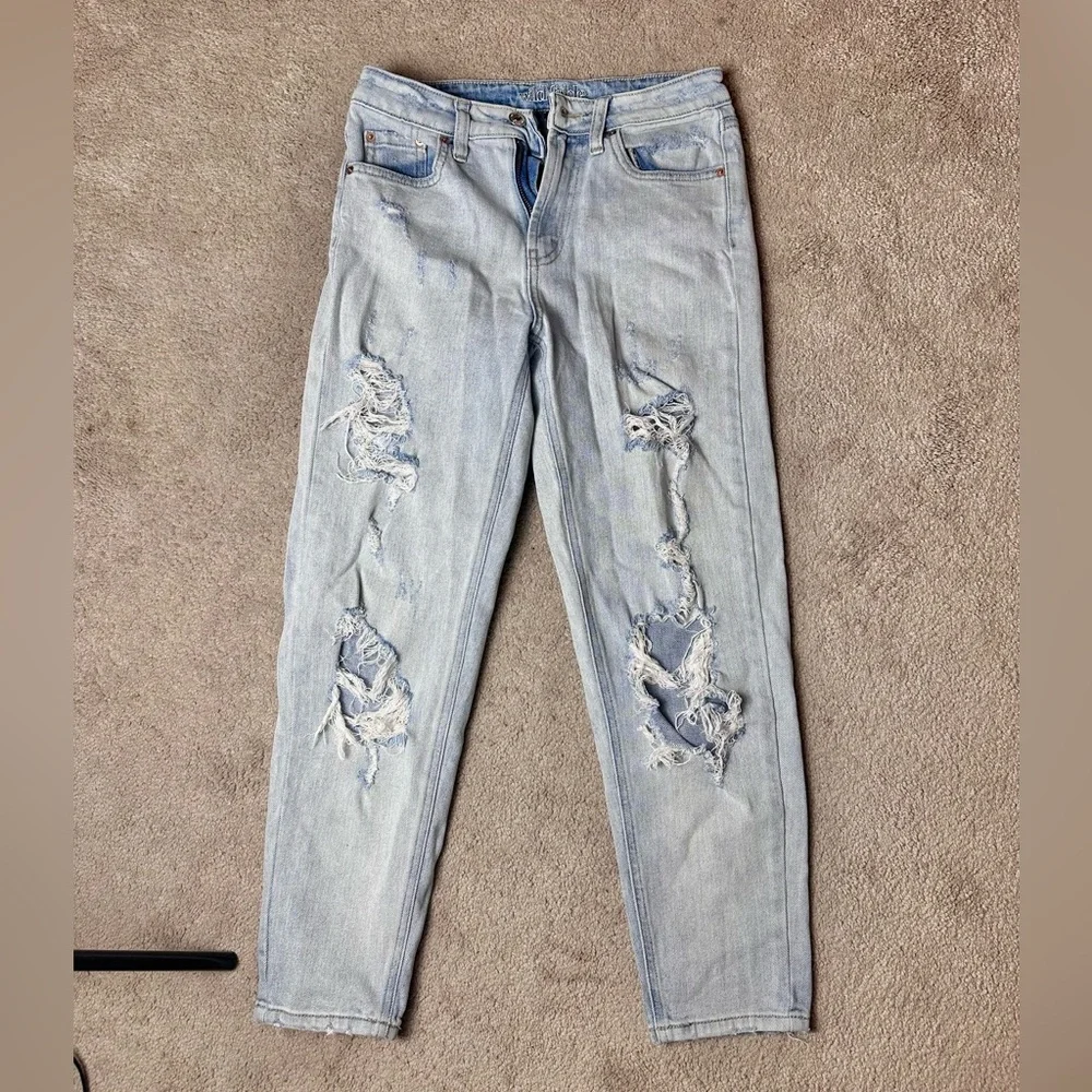 Light Washed Distressed Ripped Jeans - Picture 3 of 3